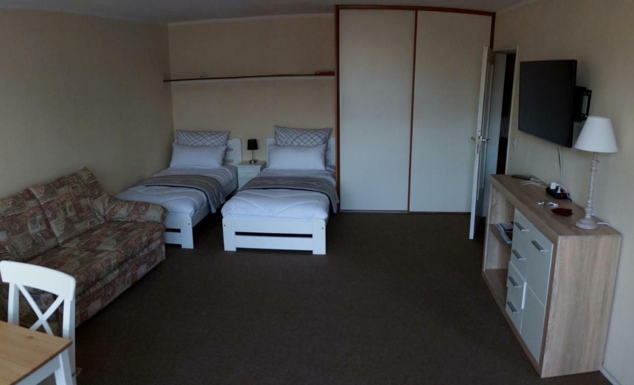 Sunny 1-Room Apartment Near Railway Station Гарміш-Партенкірхен Екстер'єр фото