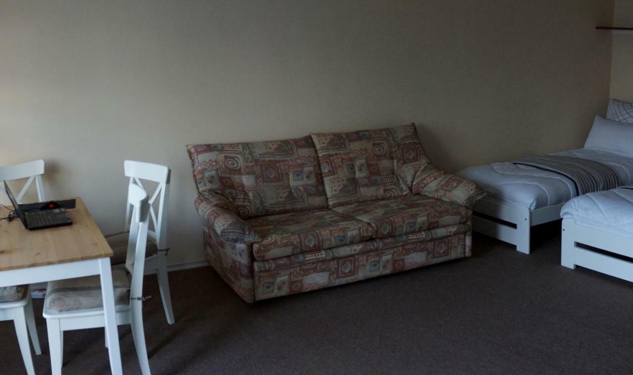 Sunny 1-Room Apartment Near Railway Station Гарміш-Партенкірхен Екстер'єр фото