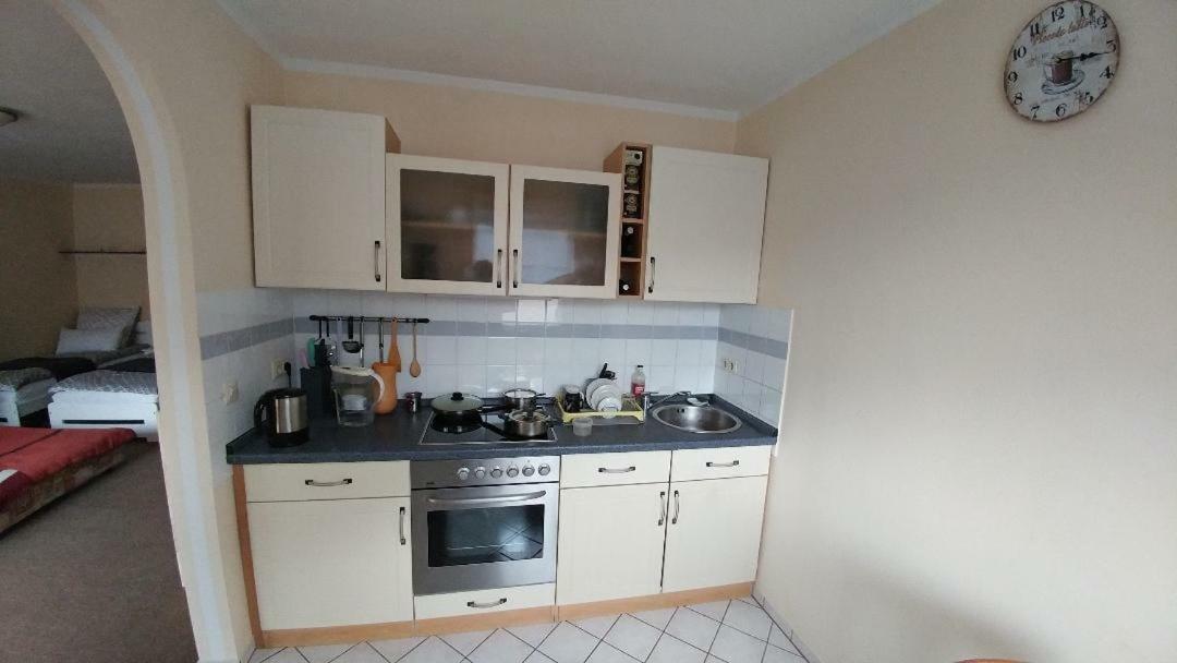 Sunny 1-Room Apartment Near Railway Station Гарміш-Партенкірхен Екстер'єр фото